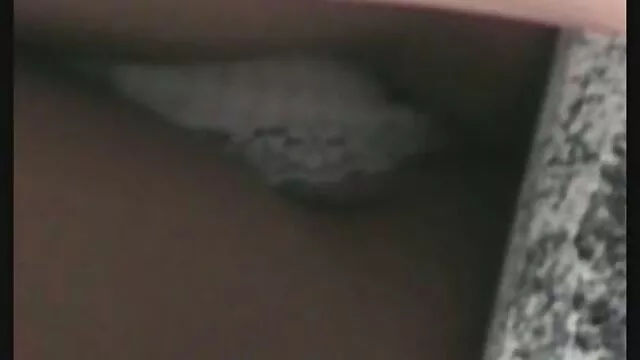 Jengibre masajista tirando polla anime porno subtitulado en español mientras jugando