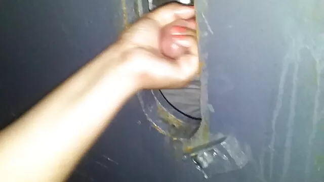 Negra gordita con hentai sub espa grandes tetas golpea una vagina peluda